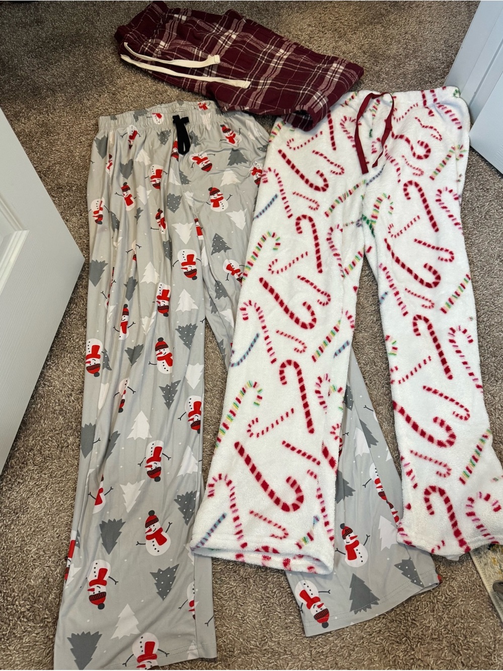 Cozy womens Candy Cane & Snowman Pajama Pants Set - White & Light Gray